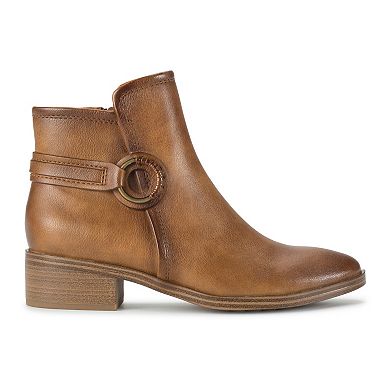 Women's Baretraps Maddy Booties