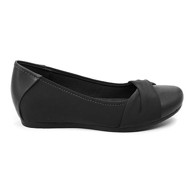 Women's Baretraps Mitsy Casual Flats