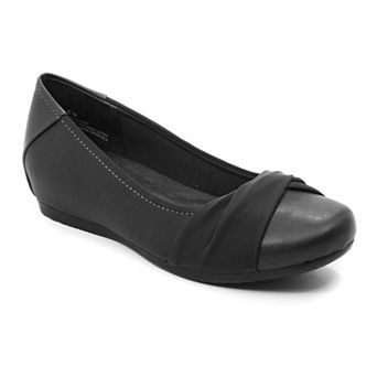 Women's Baretraps Mitsy Casual Flats
