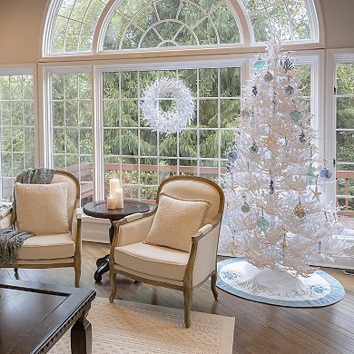 National Tree Company HGTV 9-ft. Christmas by the Sea Coral Pre-Lit Artificial Tree