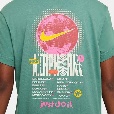 Girls 6 20 Nike Sportswear Airphoria Tour Sci Fi Graphic Tee