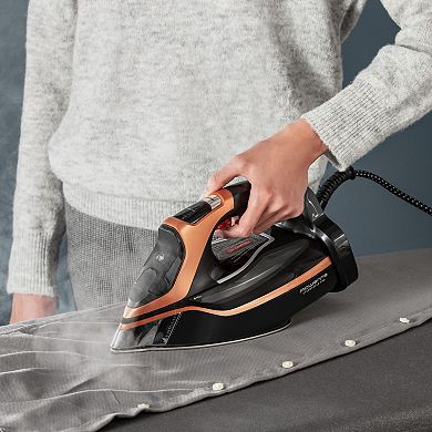 Rowenta SteamForce Pro Clothes Iron