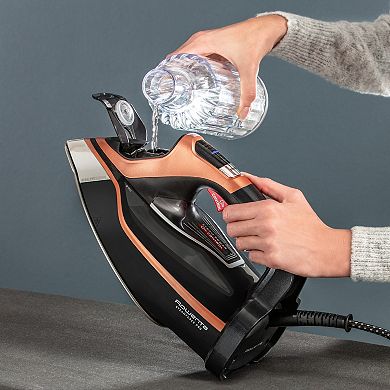 Rowenta SteamForce Pro Clothes Iron