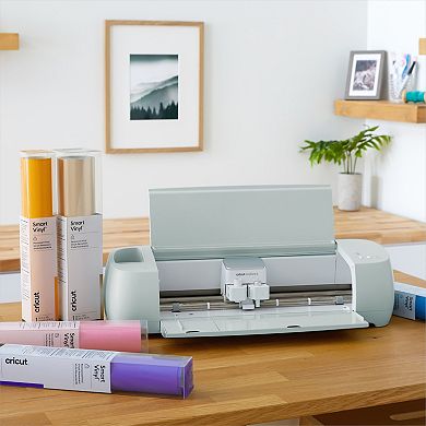 Cricut® Explore® 3 Smart Cutting Machine + Digital Content Bundle