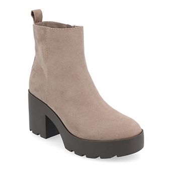 Journee Cassidy Women's Ankle Boots