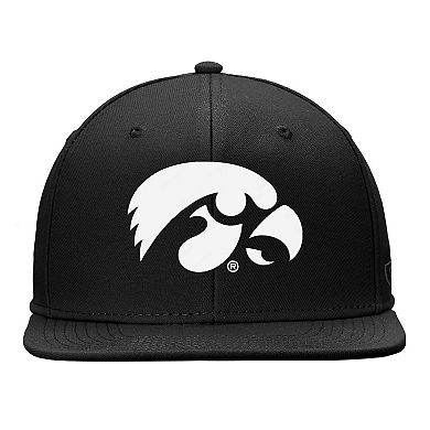 Men's Top of the World Black Iowa Hawkeyes Dusk Flex Hat