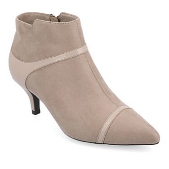 Journee Embrie Women's Booties