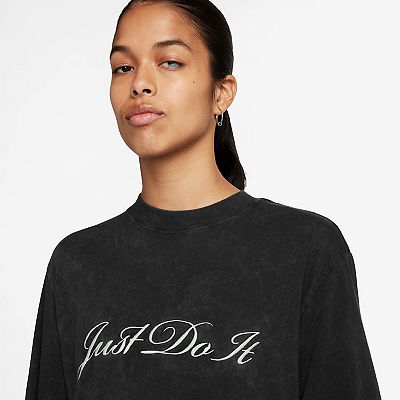 Women s Nike Sportswear Just Do It Embroidered Stonewash Graphic Tee