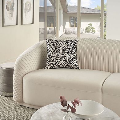 Mina Victory Sofia Jaquard Leopard Velvet 18" x 18" Black Indoor Throw Pillow