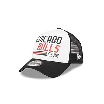 Men's New Era White Chicago Bulls Lift Pass Foam Front Trucker 9FORTY Adjustable Hat