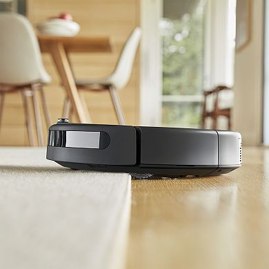 iRobot® Roomba® 694 Wi-Fi Connected Robot Vacuum (R694020)