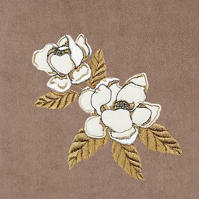 Linum Home Textiles Maggie 2-piece Embellished Hand Towel Set