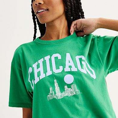 Juniors' Short Sleeve Cropped Chicago Graphic Tee