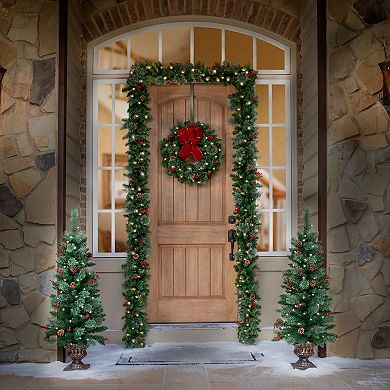 Classic Pre lit Wreath 24"