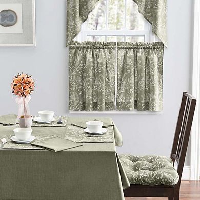 Lexington Leaf Pattern on Colored Ground Stylish Curtain Tiers