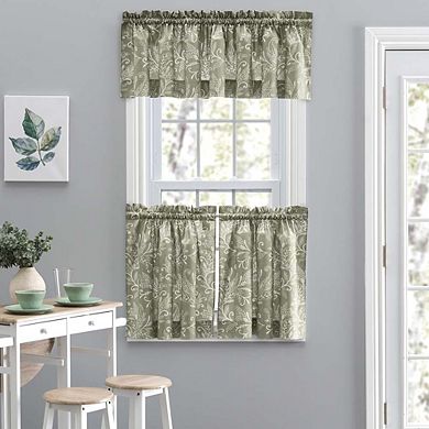 Lexington Leaf Pattern on Colored Ground Stylish Curtain Tiers