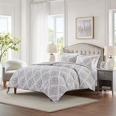 Madison Park good Essentials Comforter Set wi