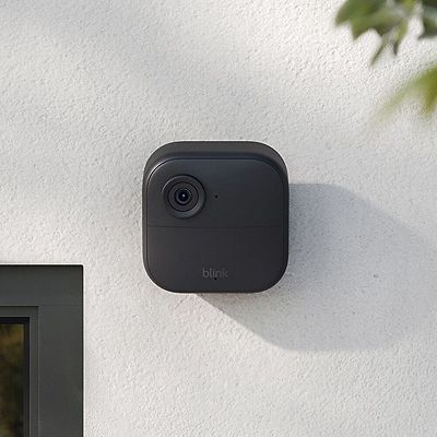 Customer Reviews: Blink Outdoor 4 5-Camera Wireless 1080p Security System with Up to Two-year