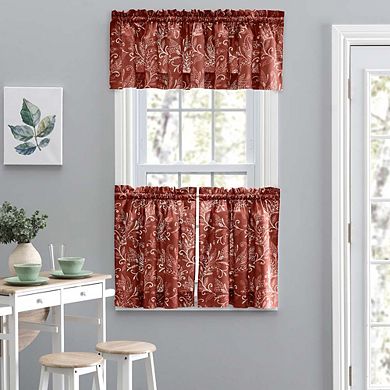 Lexington Beautiful Leaf Printed on Colored Ground Curtain Tiers
