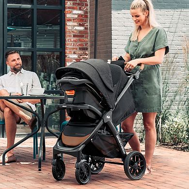 Chicco Bravo Primo 3-in-1 Travel System