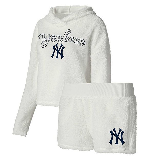 Women's Concepts Sport Cream New York Yankees Fluffy Hoodie