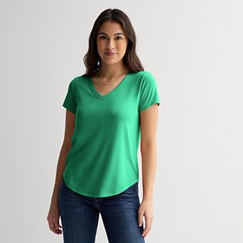 Juniors' SO® Short Sleeve V-Neck Tee