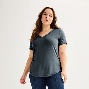 Juniors' Plus SO® Short Sleeve V-Neck Tee