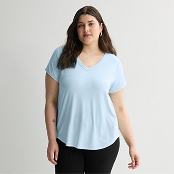 Juniors' Plus SO® Short Sleeve V-Neck Tee