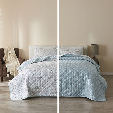 Madelinen® Winter Snowflake Reversible Quilt Set with Shams