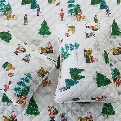 Madelinen® Winter Holiday Santa Claus Quilt Set with Shams