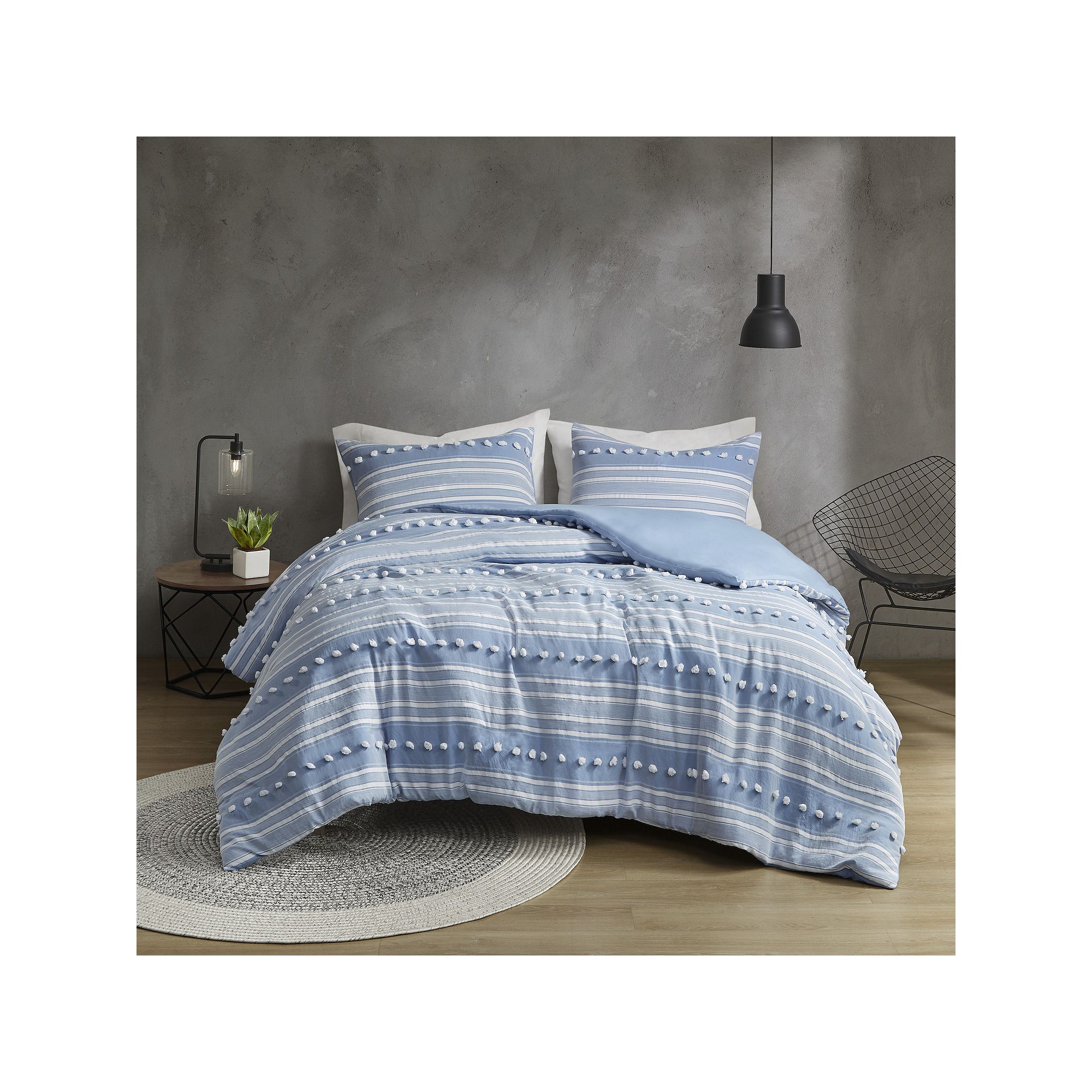 Intelligent Design Cillian Striped Clipped Jacquard Duvet Cover Set, Blue