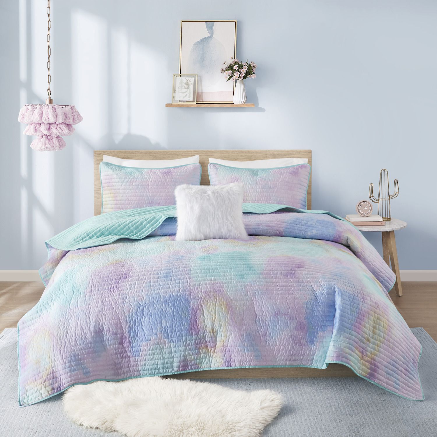 Intelligent Design Karissa Watercolor Tie Dye Printed Quilt Set