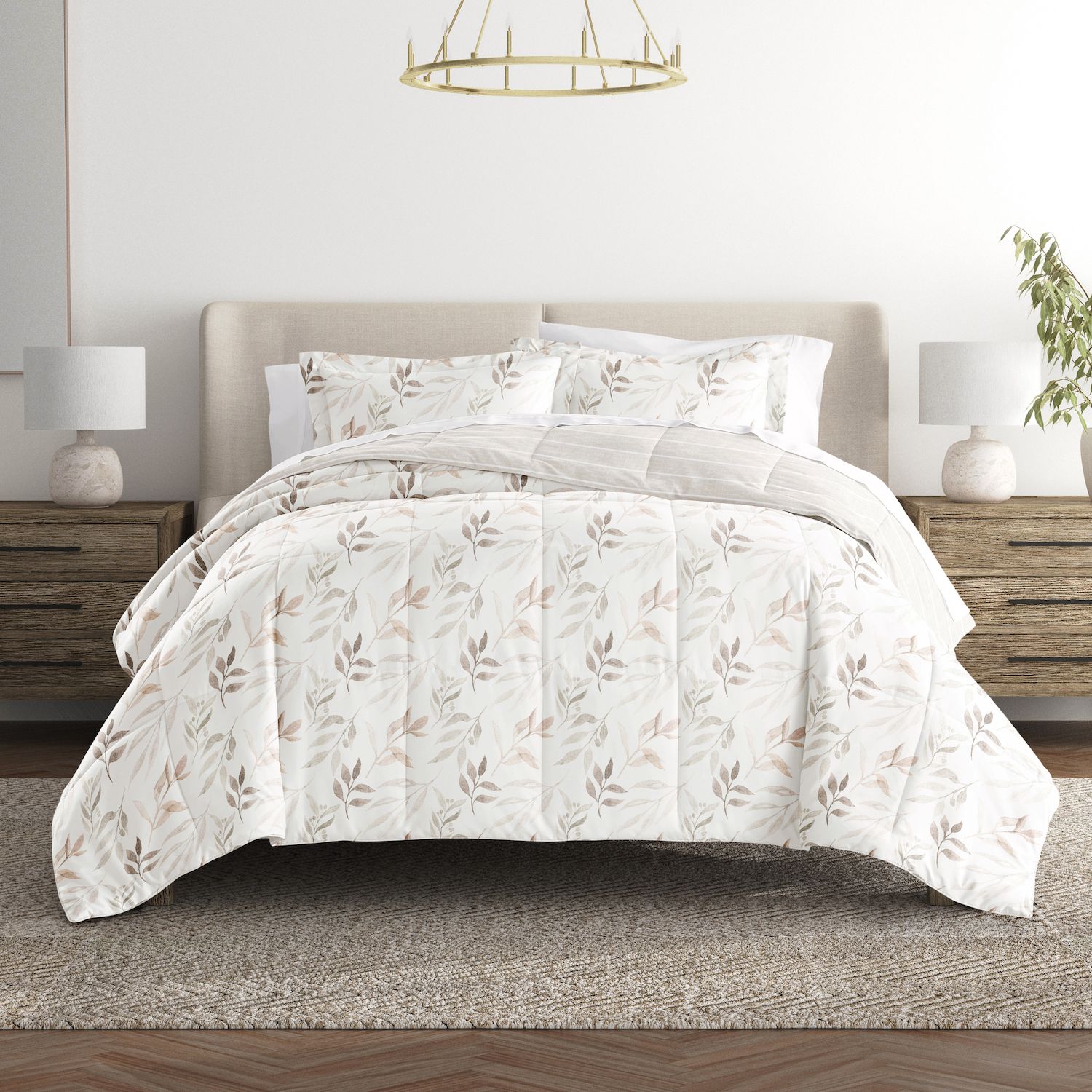 Contemporary Floral Comforter