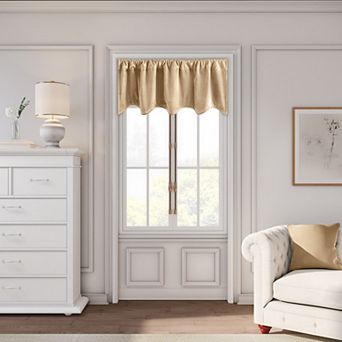 Premium Velvet Scalloped Valance