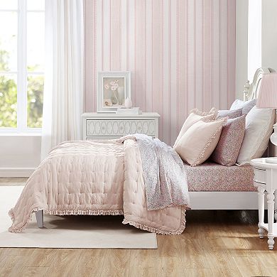 Laura Ashley Hailee Quilt Set