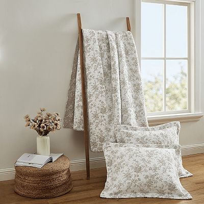 Laura Ashley Walled Garden Medium Weight Quilt Set