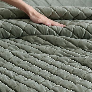 Laura Ashley Solid Diamond Stitch Quilt Set with Shams