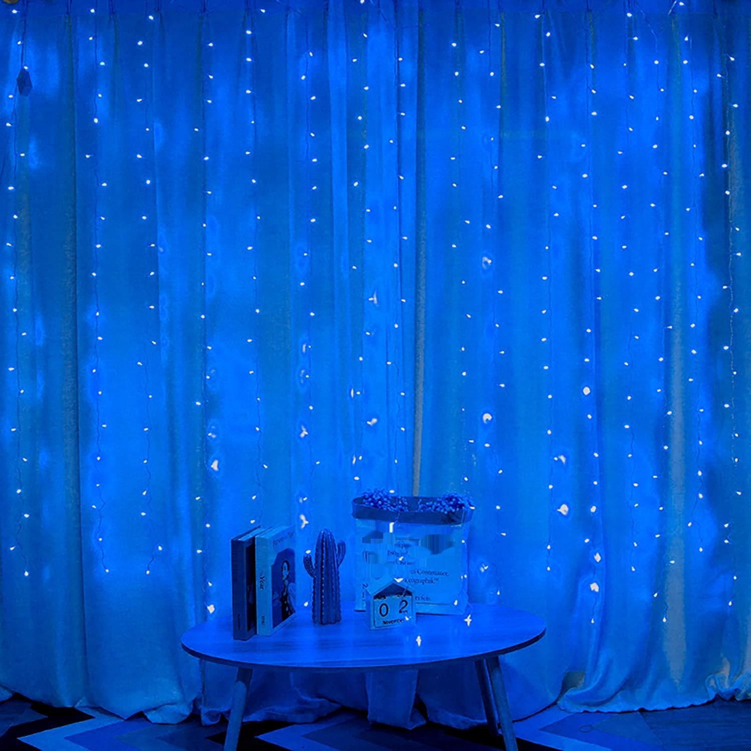 Twinkle Star LED Window Curtain String Light - Thumbnail 2