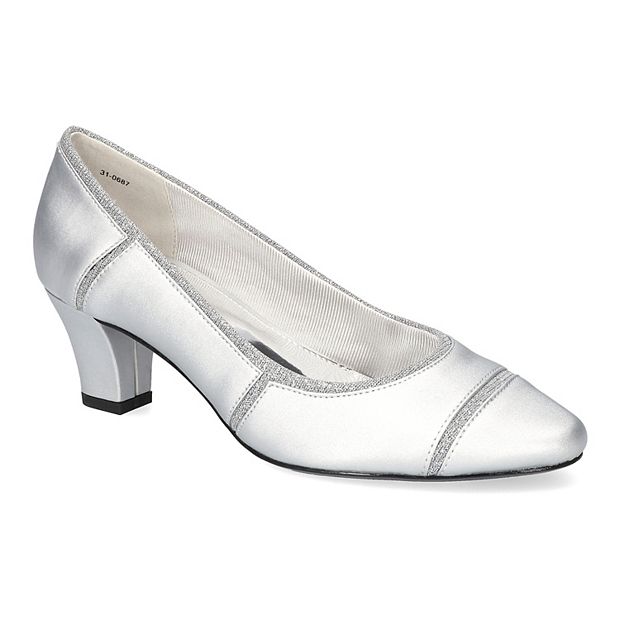 Easy street cheap white pumps