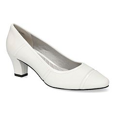 Kohls white hot sale pumps