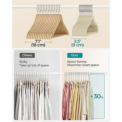 Velvet Children's Clothes Hangers - Secure Grip, Ideal for Ages 0-6 Years