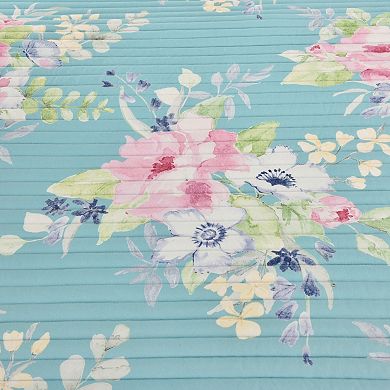Five Queens Court Edessa Quilt & Sham Set