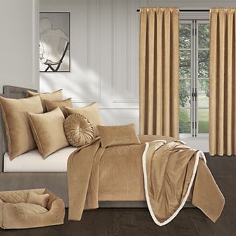 Five Queens Court Toulhouse 3 pc Quilt Set with Shams