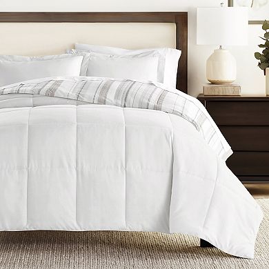 Home Collection Vertical Stripe All Season Down-Alternative Comforter Set