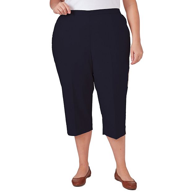 Alfred Dunner Women's Plus-Size Denim Capri : : Clothing, Shoes &  Accessories