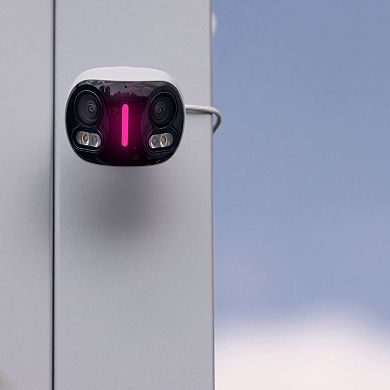Lorex 4K Dual-Lens Wi-Fi Security Camera (Wired)
