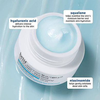 The True Cream Aqua Bomb with Hyaluronic Acid and Niacinamide