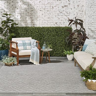 Nourison Versatile Modern Diamond Indoor/Outdoor Area Rug