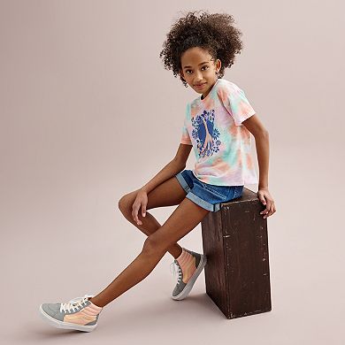 Girls 6-20 SO® Short Sleeve Boxy Graphic Tee in Regular & Plus Size