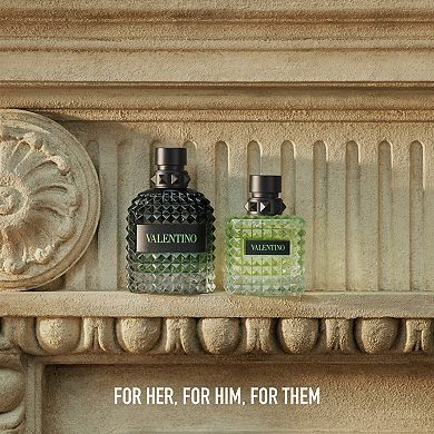 Donna Born in Roma Green Stravaganza Eau de Parfum Travel Spray with Vanilla & Tea Accord